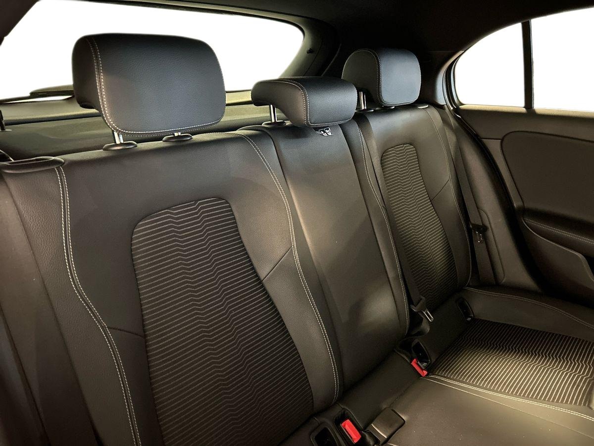 Mercedes Classe A Classe A 180 D Sport 8G-DCT - 15