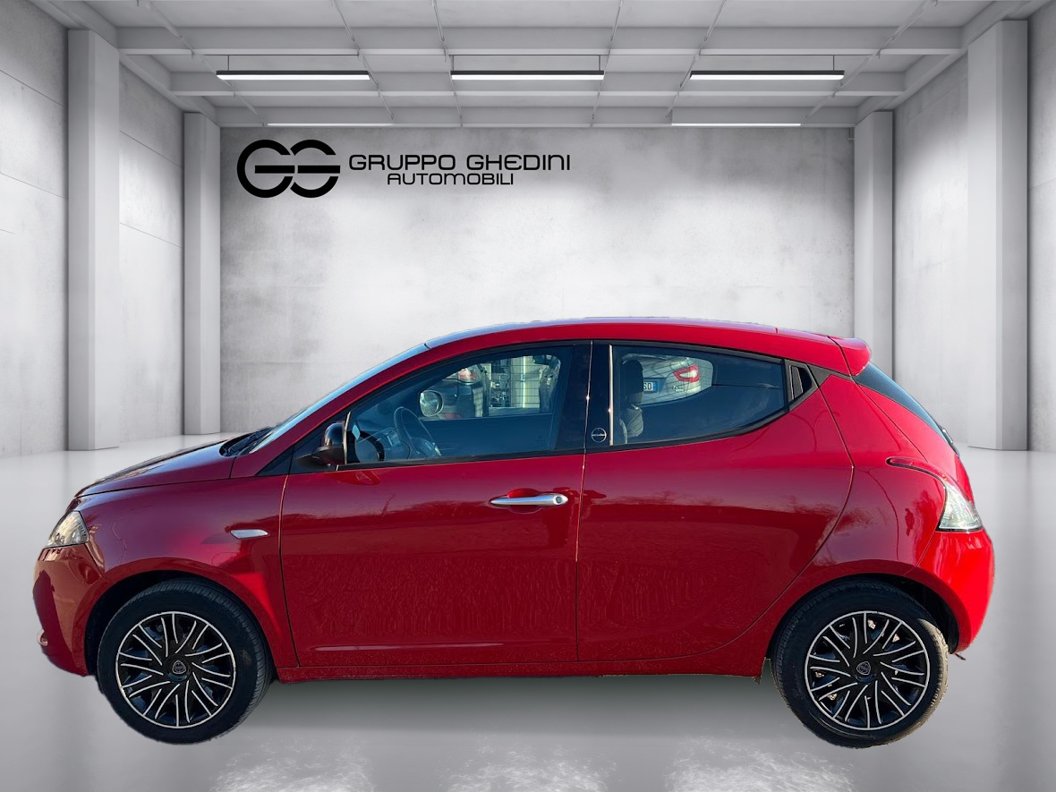 LANCIA Ypsilon 1.0 firefly hybrid Silver s&s 70cv Ibrido benzina Usato - 2