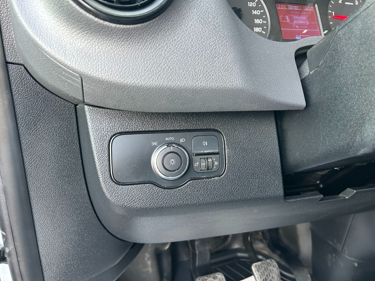 Mercedes  sprinter 311 2.1 cdi F 39/35 fwd E6 - 8