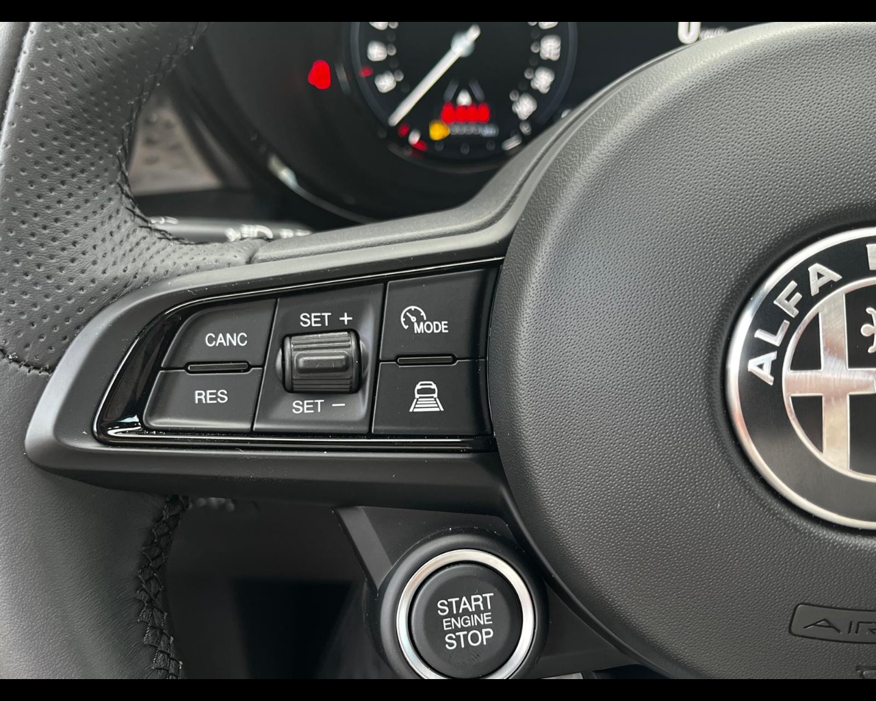 Foto ALFA ROMEO Tonale Ibrida My25 Hybrid 160cv Sprint