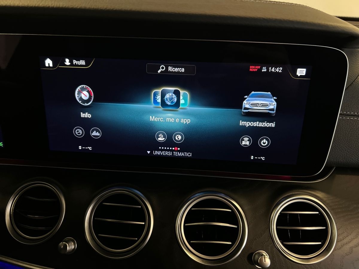 Mercedes Classe E Station Wagon Classe E Station Wagon 220 d Mild hybrid Premium AMG Line Night Edition 4Matic 9G-Tronic Plus - 12