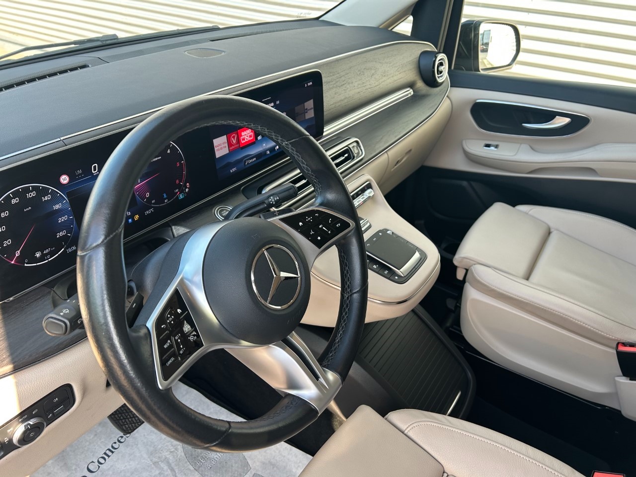 Mercedes  V Long 300 d Avantgarde auto - 8