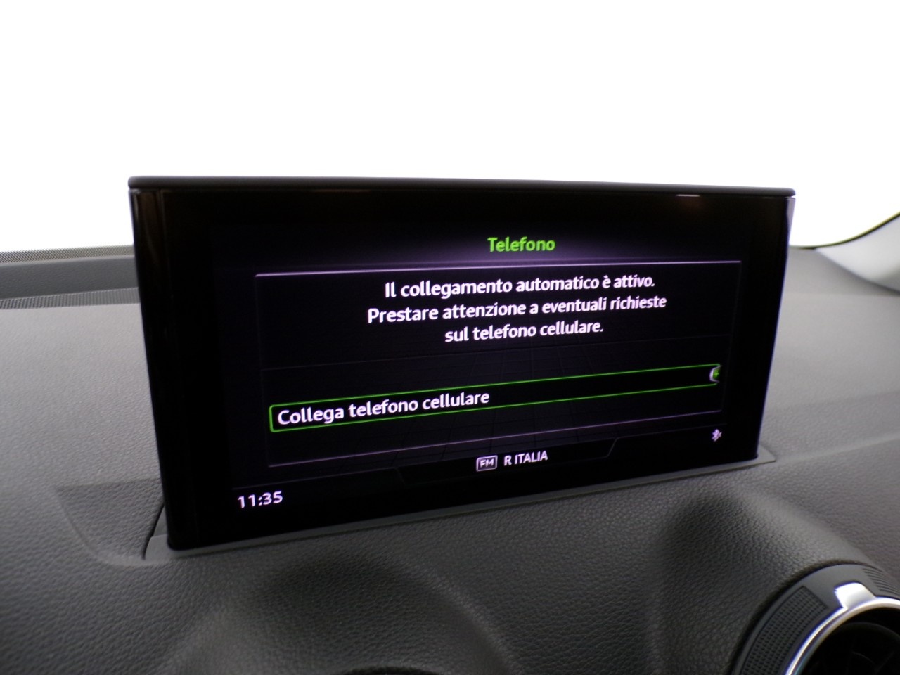 Audi Q2 Q2 35 2.0 TDI S line edition S tronic - 19