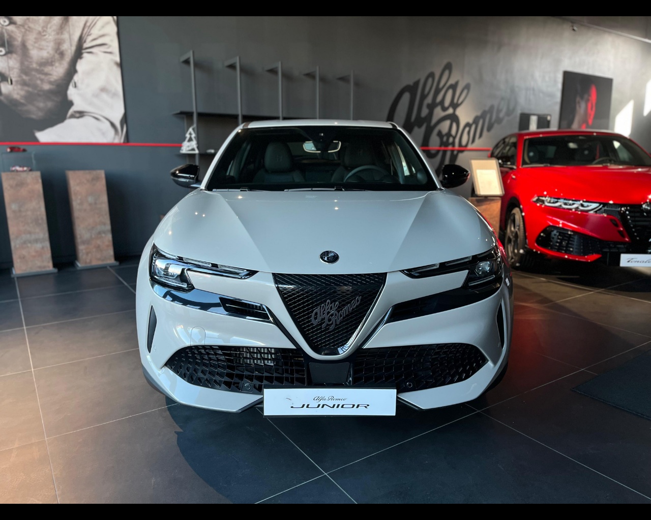 Foto ALFA ROMEO Junior Ibrida Ibrida 1.2 136cvHybrid Edct6