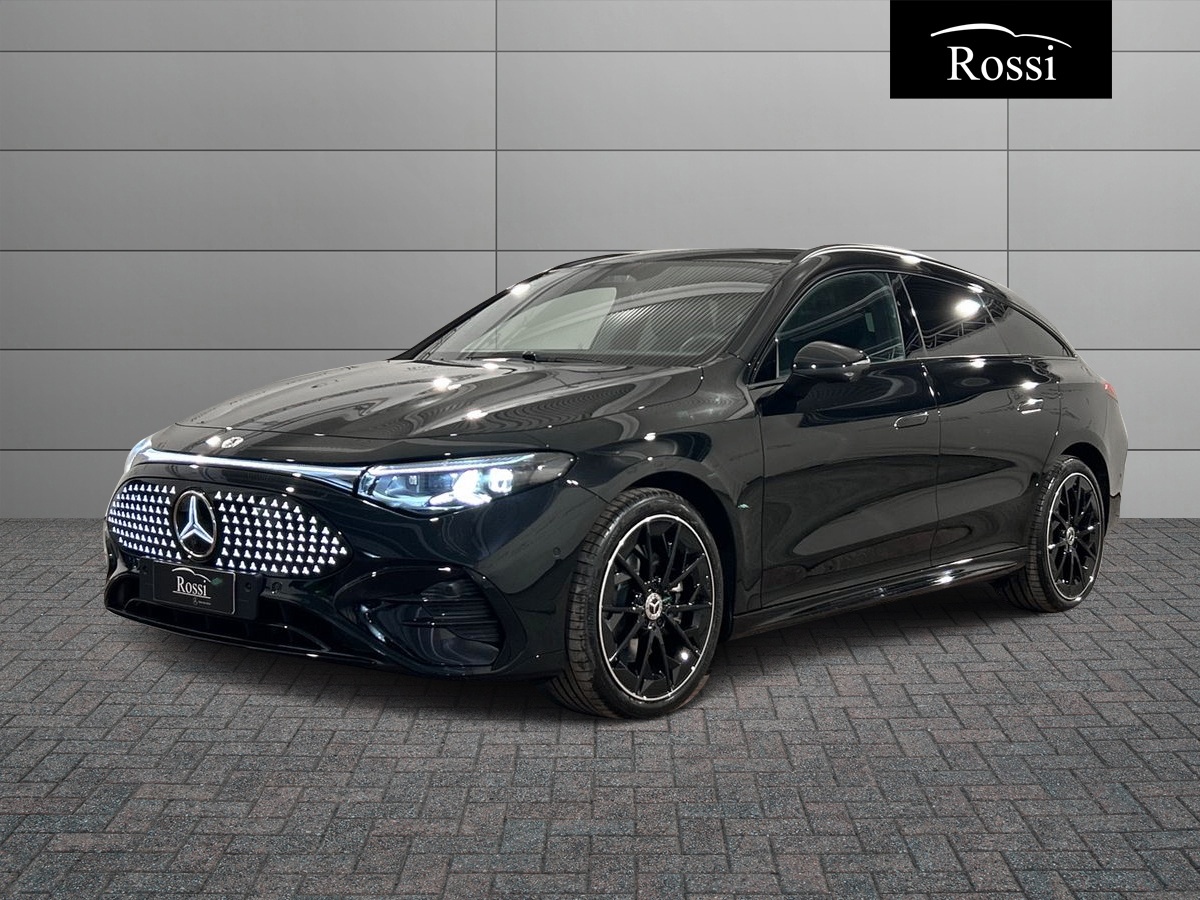 Mercedes-Benz CLA 250+ con tecnologia EQ