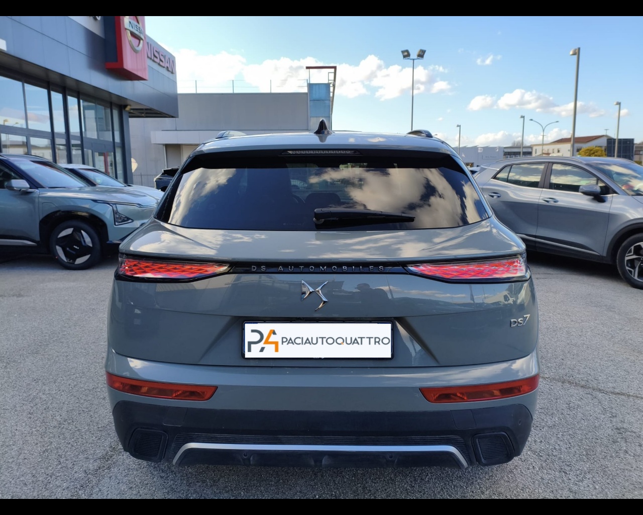 Foto DS DS7 1.5 bluehdi Etoile 130cv auto N1