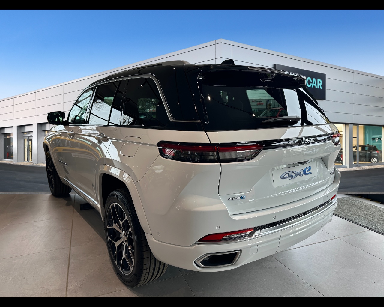 JEEP Grand Cherokee Plug-In HybridMy23 Summit Reserve 2.0 4xe Phev 380cv At8 Ibrida usato - 2