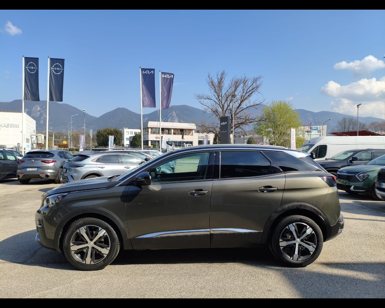 Foto PEUGEOT 3008 1.5 bluehdi Allure s&s 130cv eat8