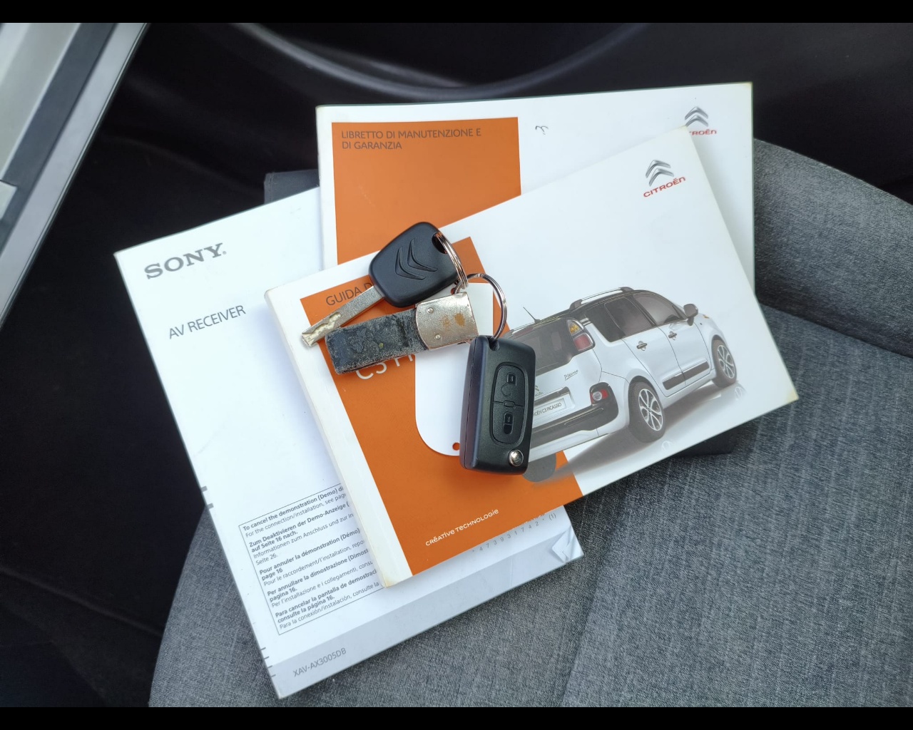 Foto CITROEN C3 Picasso 1.6 bluehdi Exclusive 100cv 