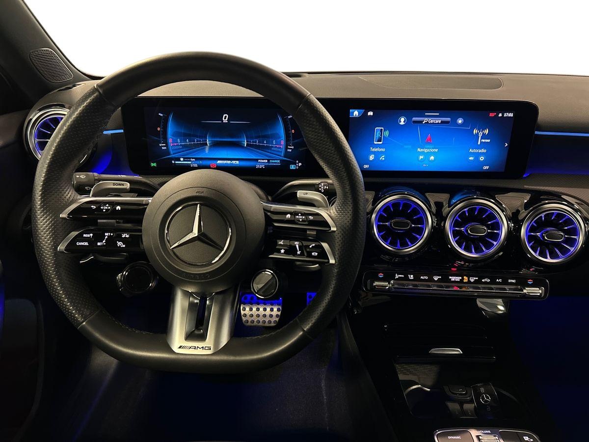 Mercedes-AMG Classe A AMG Classe A 35 AMG Premium Plus AMG Line 4Matic 7G-DCT - 11