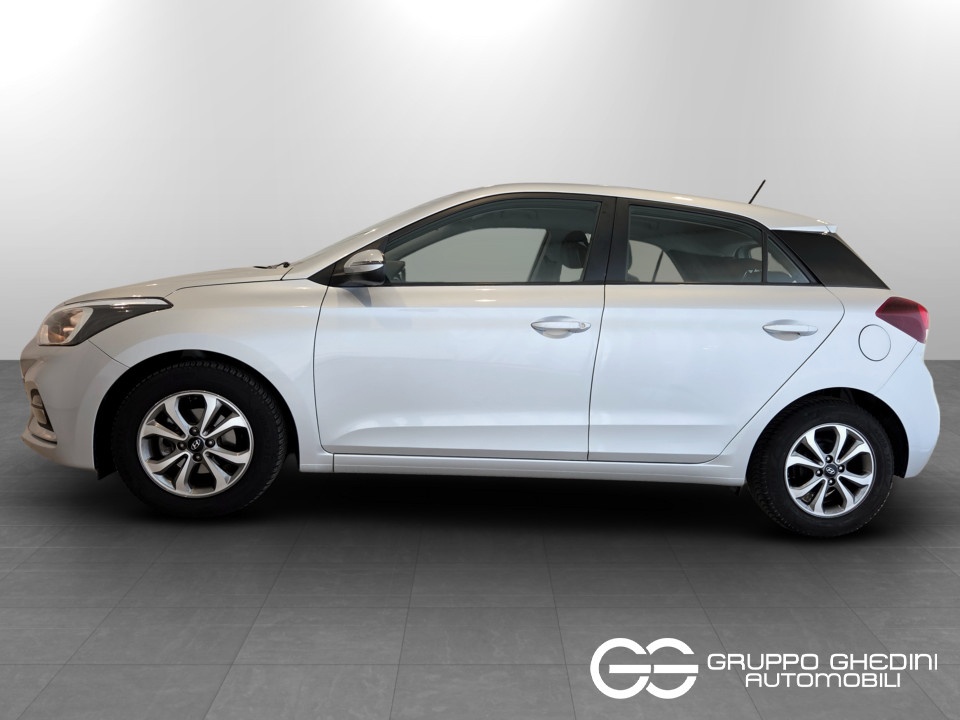 HYUNDAI i20 5p 1.2 mpi Tech 75cv Benzina usato - 1