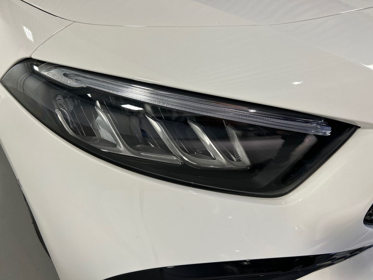 Mercedes  Classe A 180 D Advanced Plus AMG Line 8G-DCT - 7