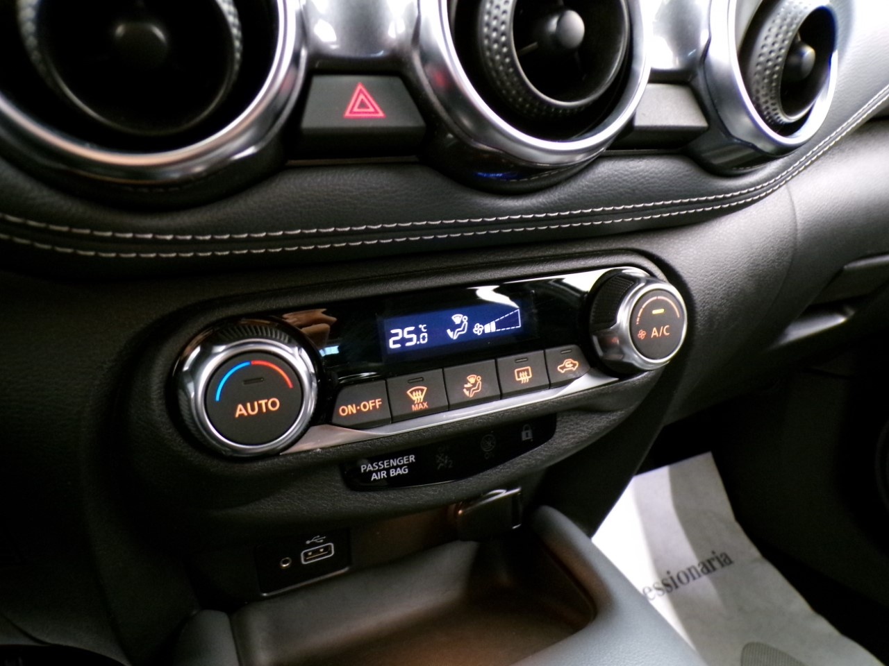 Nissan Juke Juke 1.0 DIG-T 117cv N-Connecta - 18