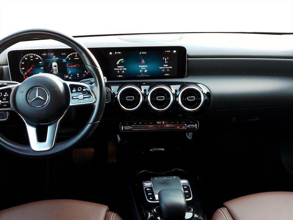 MERCEDES Classe A A 180 d Sport Extra auto Diesel usato - 10