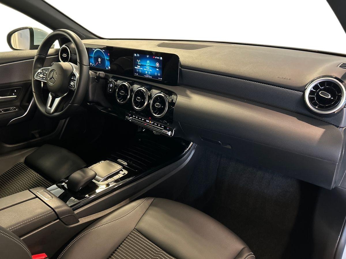 Mercedes Classe A Berlina Classe A Sedan 200 D Sport 4Matic 8G-DCT - 15
