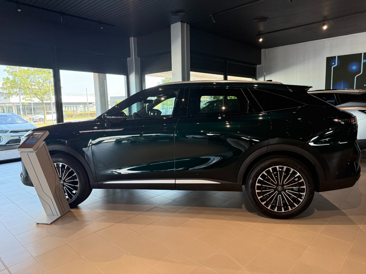 Omoda OMODA 9 9 - SHS-P 1.5TGDI Trazione AWD - Premium - 4