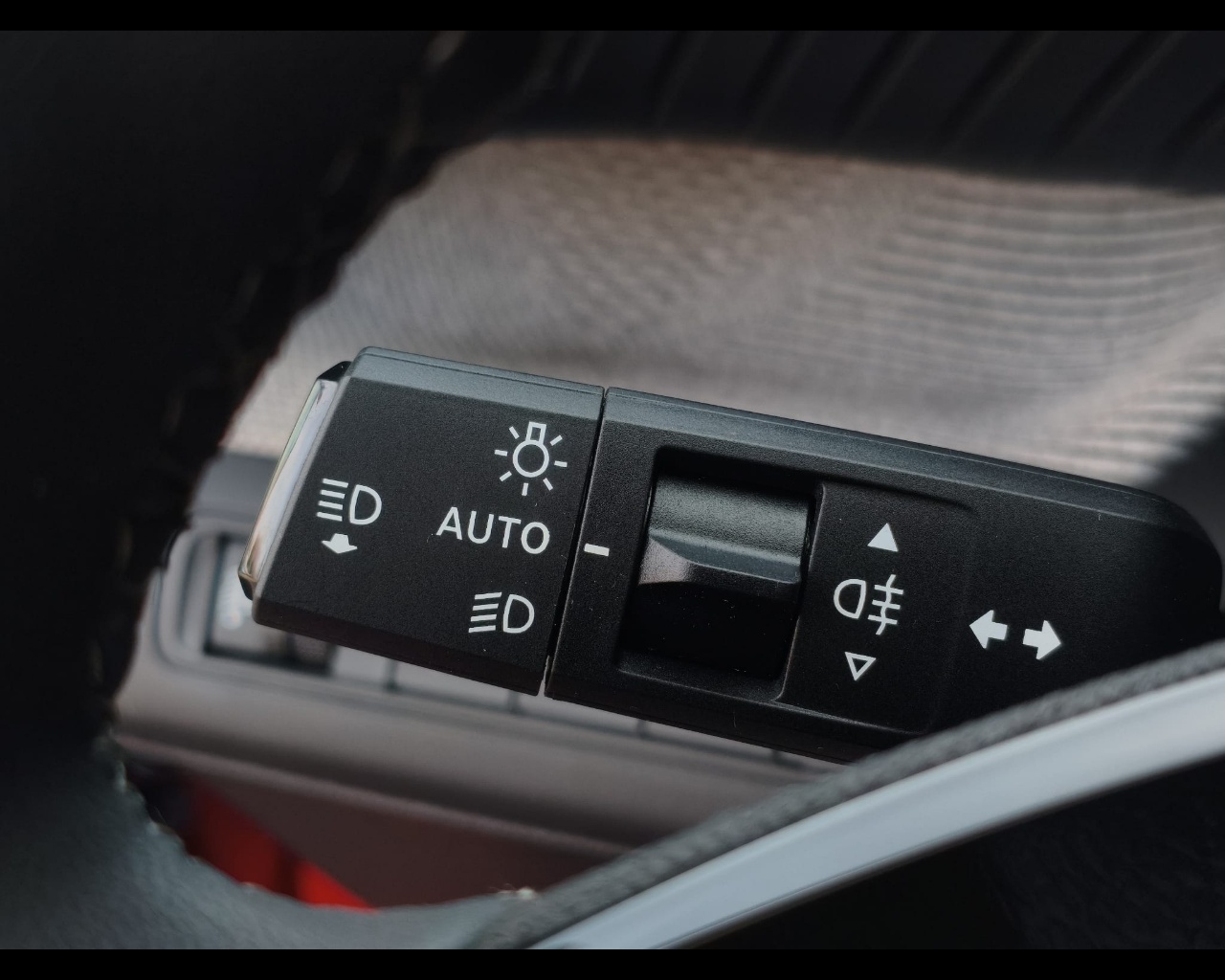 Foto CITROEN C3 1.2 puretech Max 100cv s&s