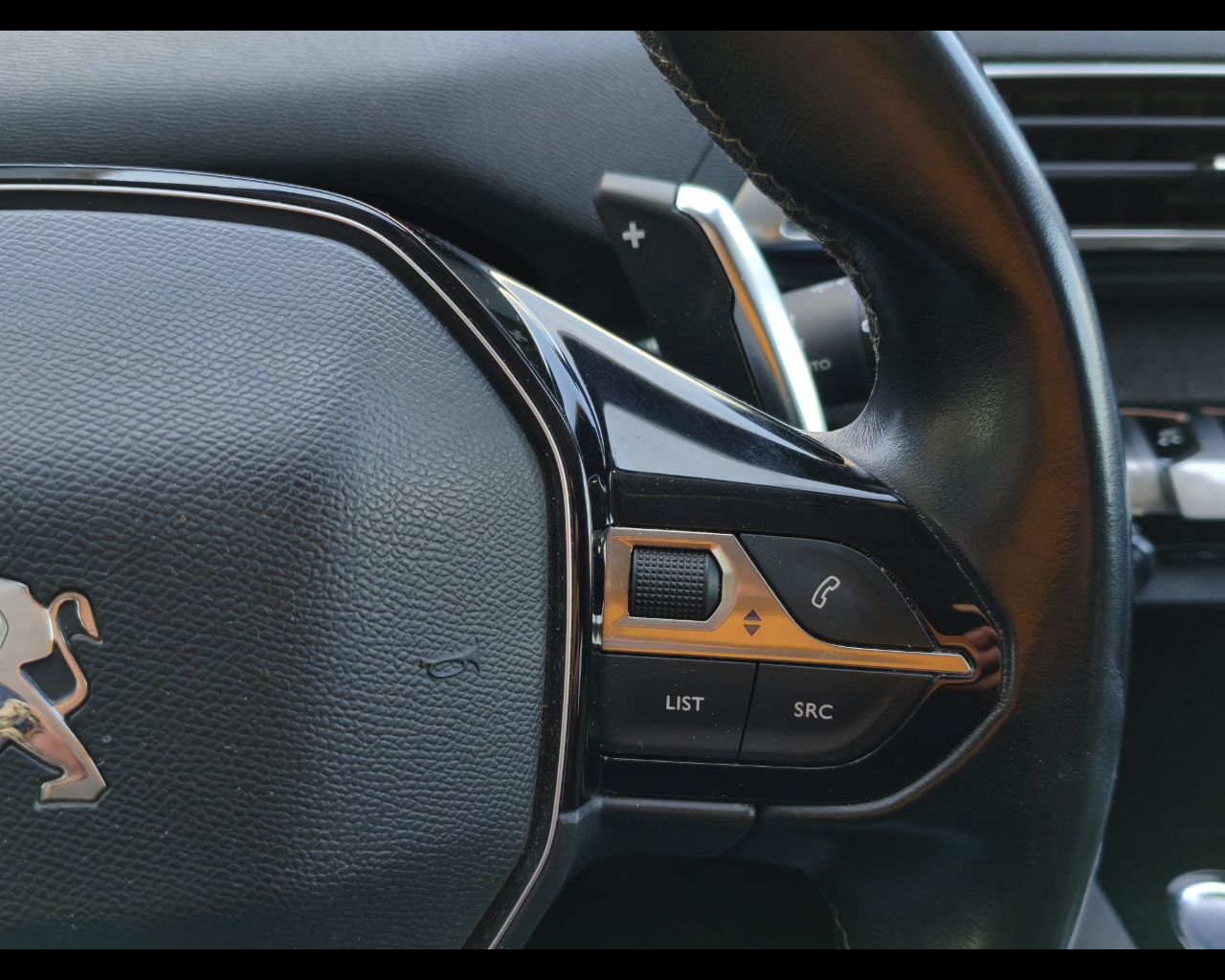 Foto PEUGEOT 3008 1.5 bluehdi Allure s&s 130cv eat8