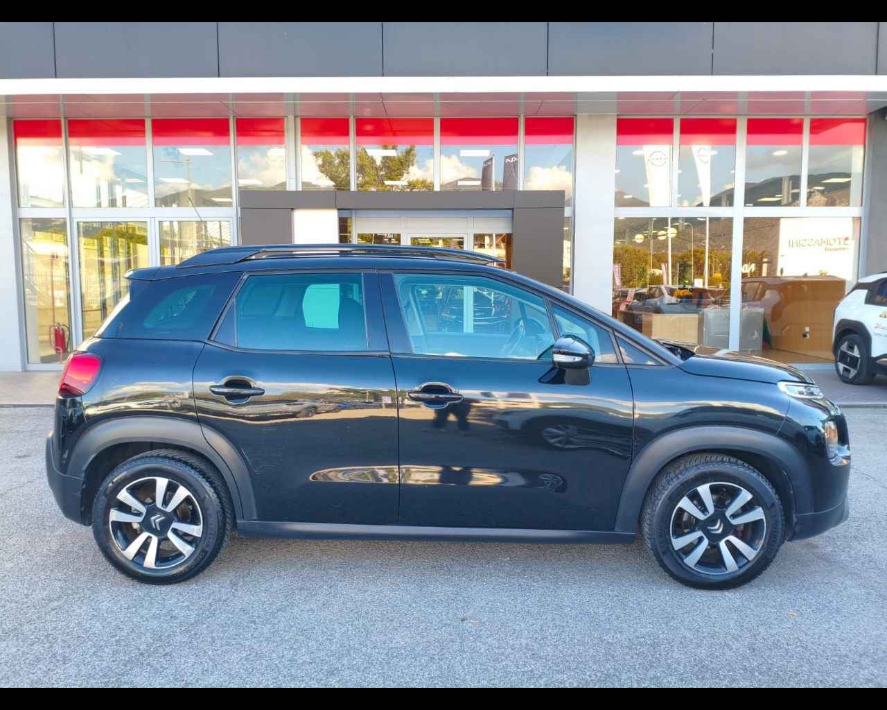 Foto CITROEN C3 Aircross 1.2 puretech Shine 82cv