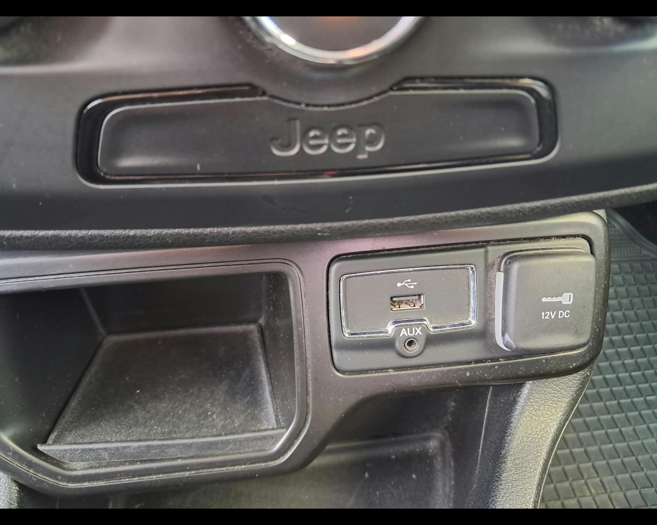 Foto JEEP Renegade 1.0 t3 Sport 2wd