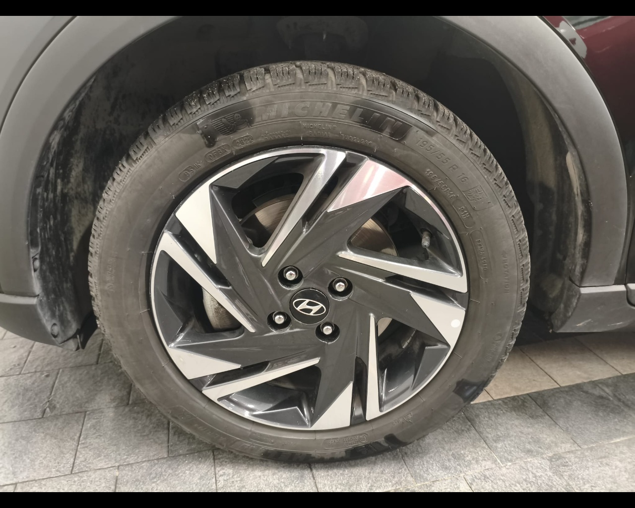 Foto HYUNDAI Bayon 1.0 t-gdi 48V Xline imt