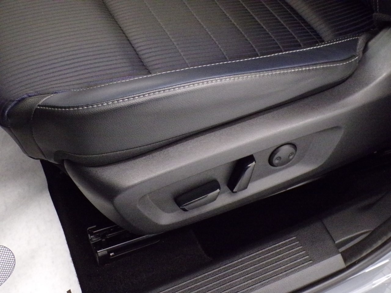 Nissan Qashqai Qashqai 1.3 MILD HYBRID 158cv Tekna 4WD Xtronic - 13