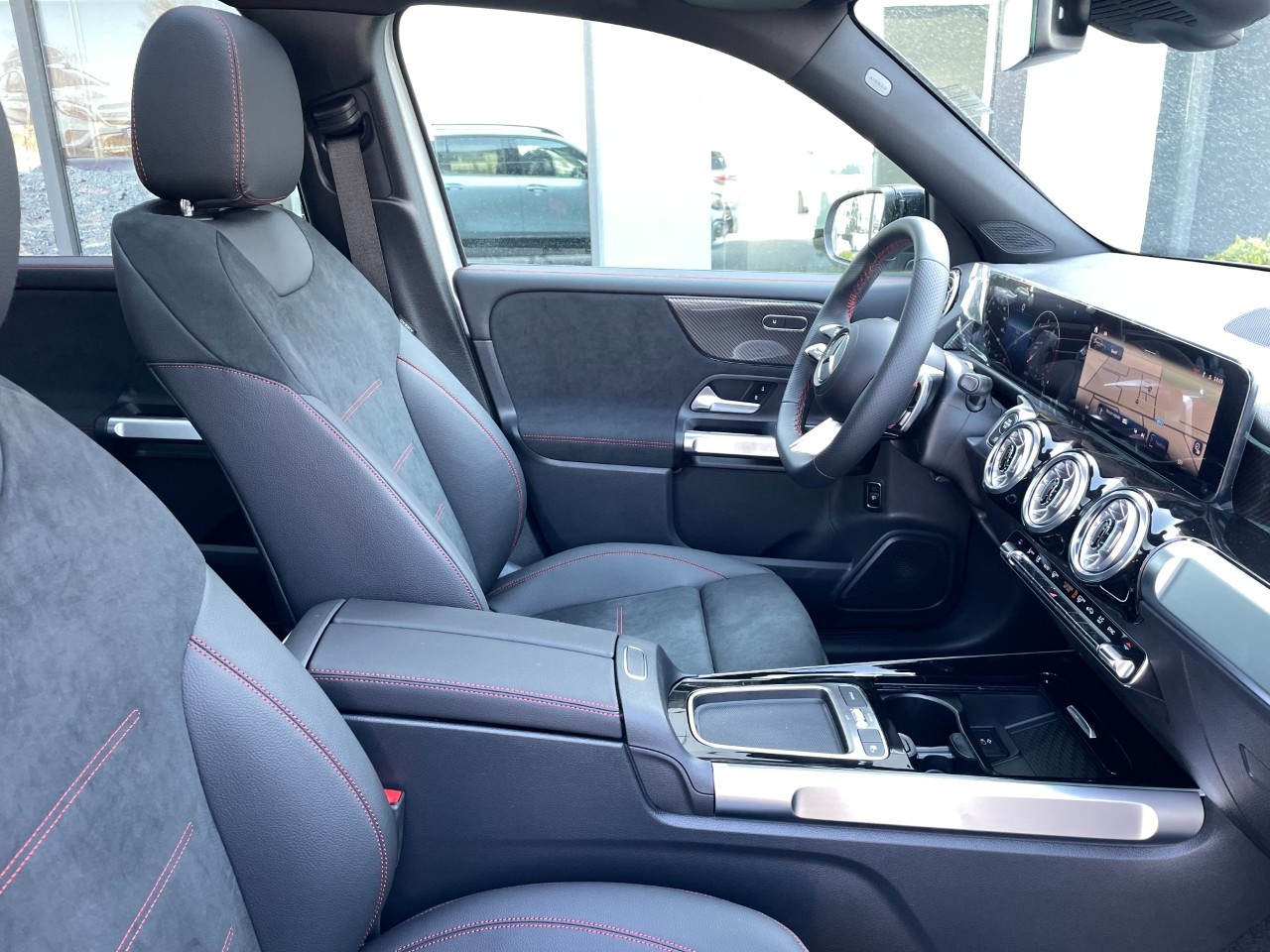 Mercedes GLB GLB 200 d Automatic AMG Line ADVANCED PLUS - 6
