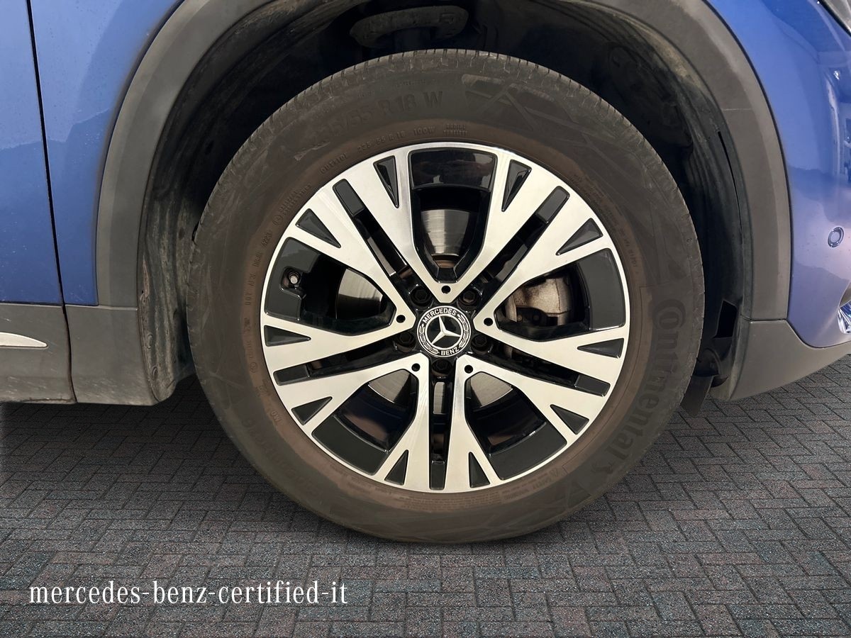 Mercedes  GLA 200 D Progressive Advanced 8G-DCT - 17