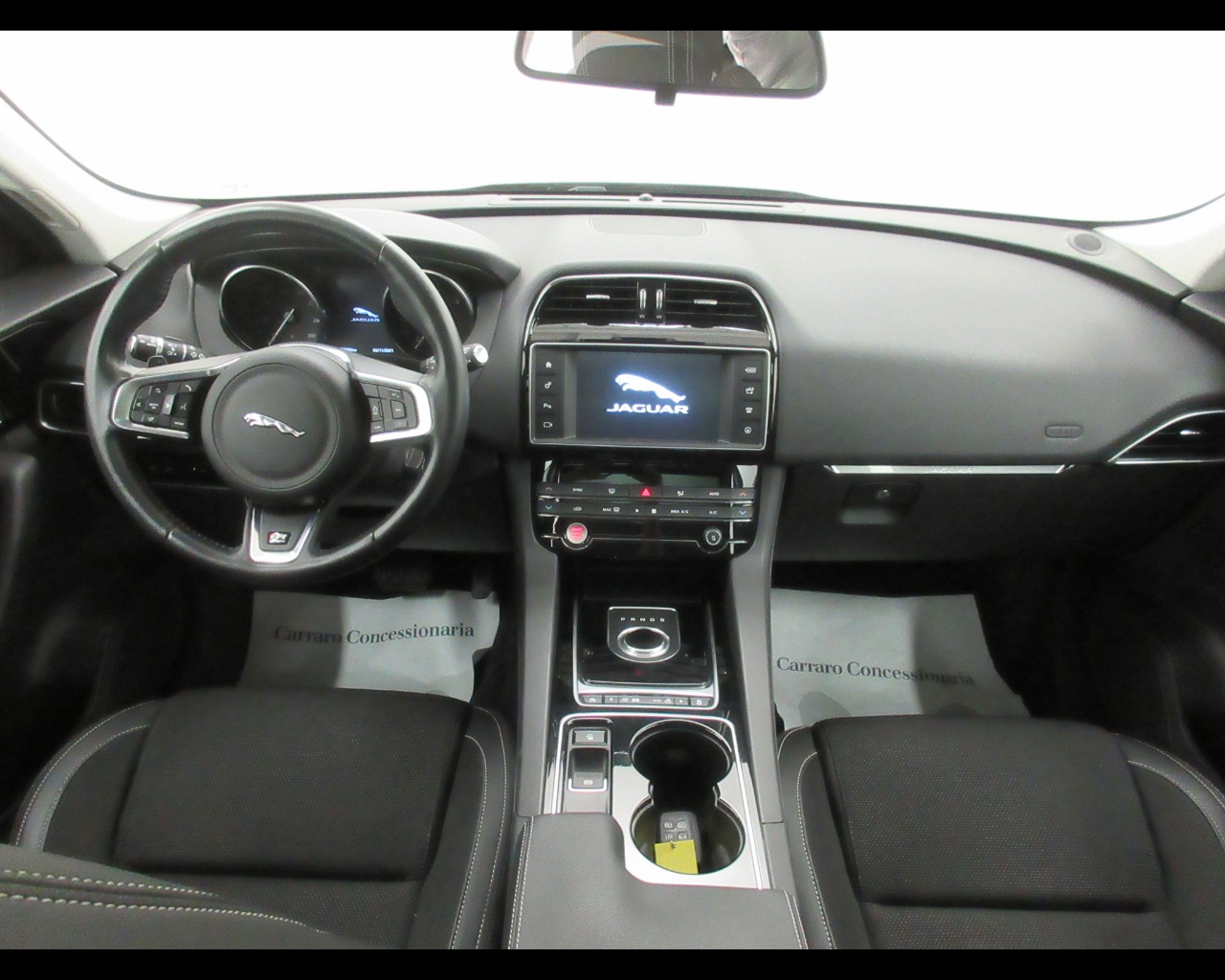 Jaguar F-Pace F-Pace 2.0 D 180cv R-Sport AWD Auto - 17