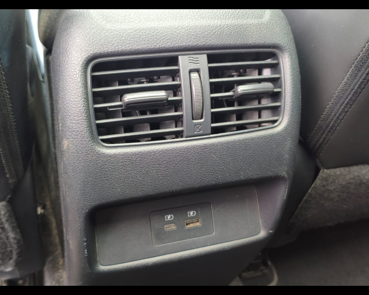 Foto NISSAN Qashqai 1.3 mhev Tekna+ 2wd 158cv xtronic