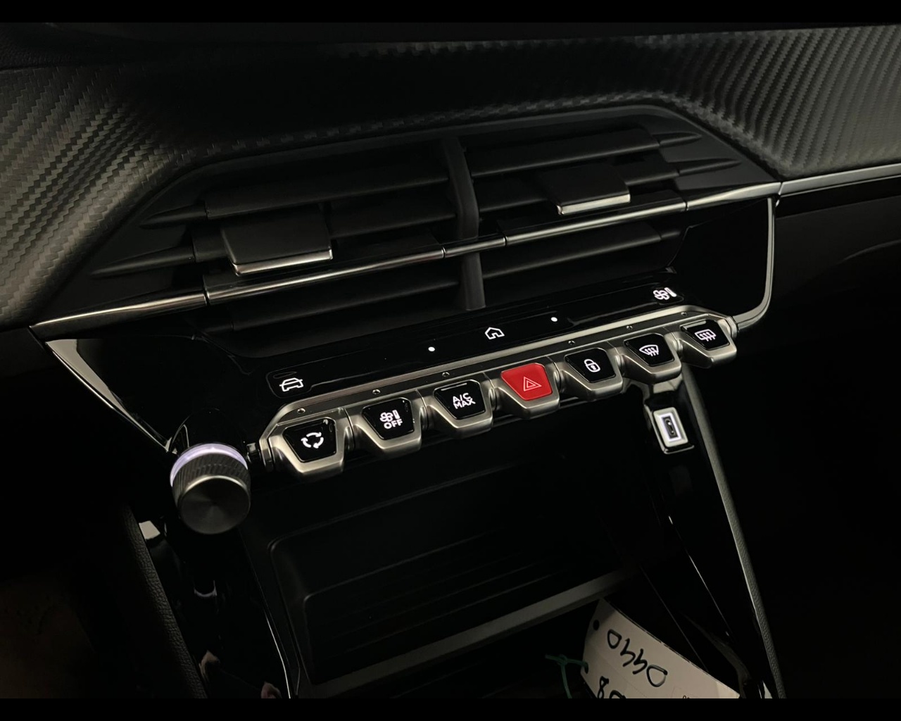 Foto PEUGEOT 2008 1.2 puretech Style s&s 100cv