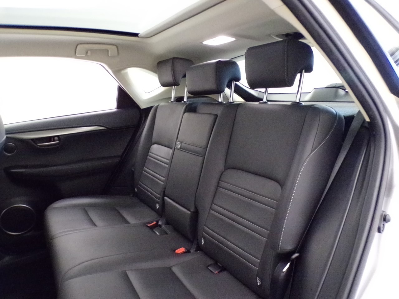 Lexus NX NX 300 2.5 Hybrid Icon 4WD CVT - 14