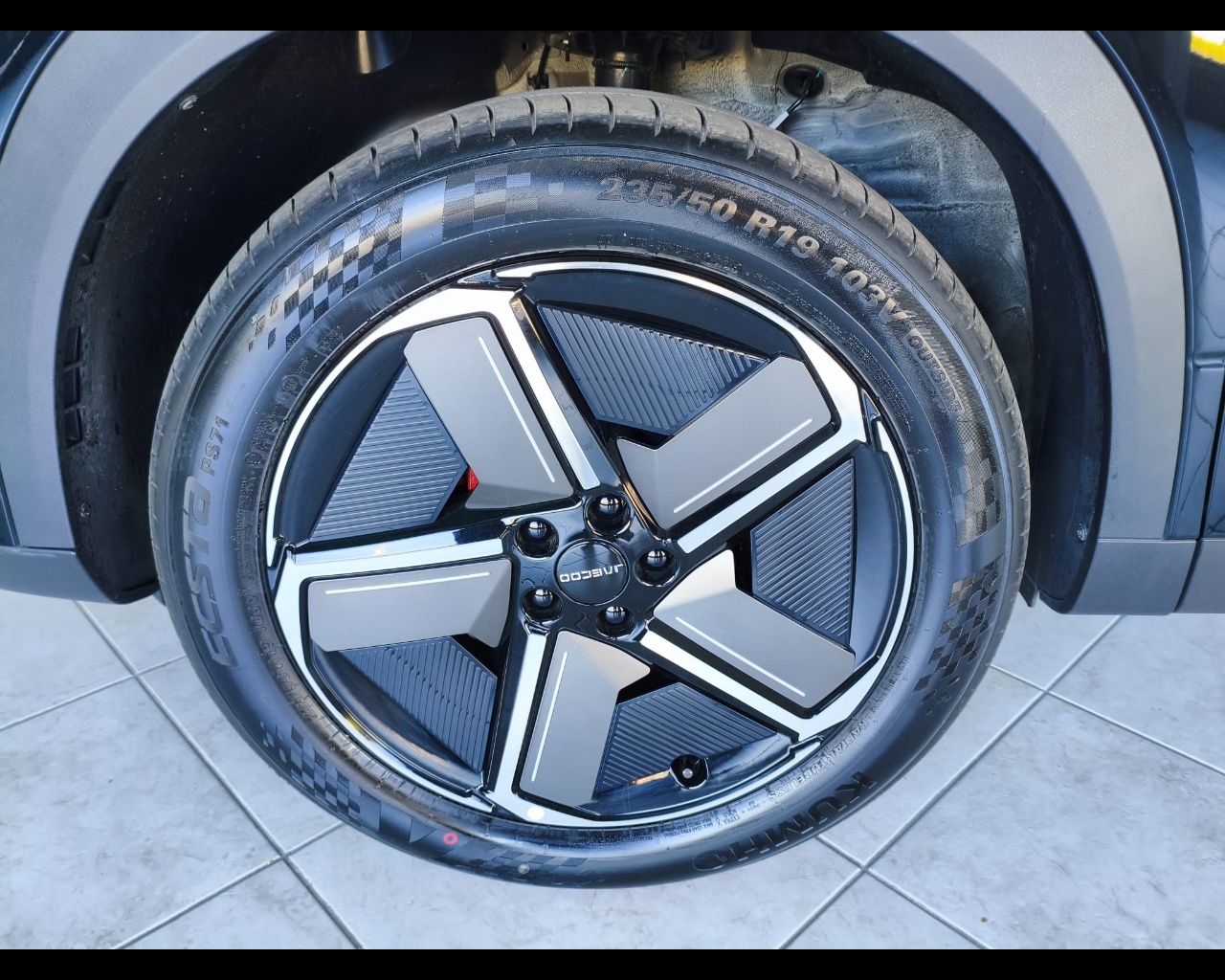 Foto JAECOO JAECOO 7 1.6 TGDI - Trazione AWD 7DCT Exclusive AWD