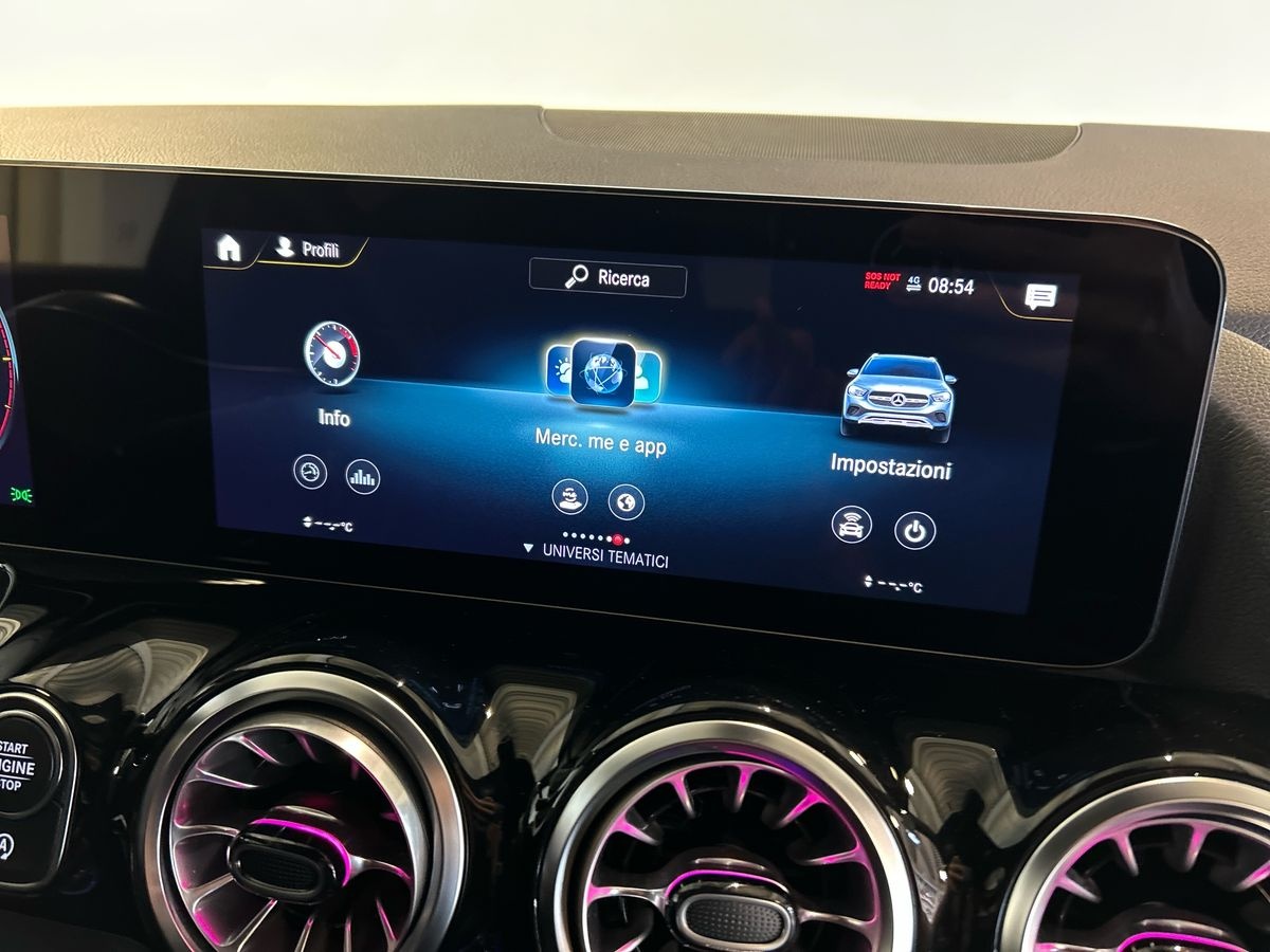 Mercedes GLA GLA 200 D Premium 8G-DCT - 12