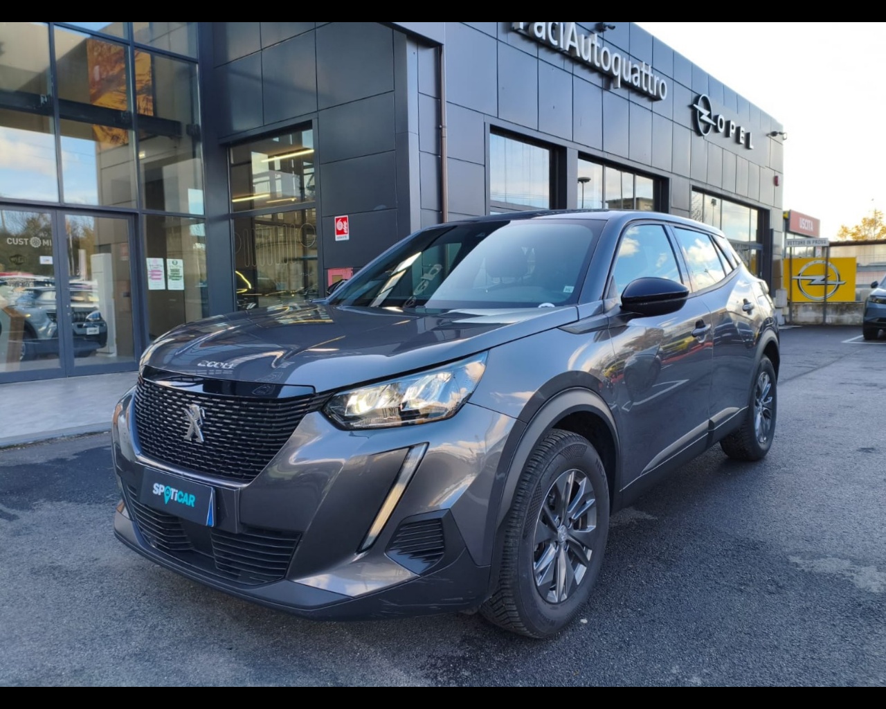 PEUGEOT 2008 1.2 puretech Active Pack s&s 100cv GPL Usata