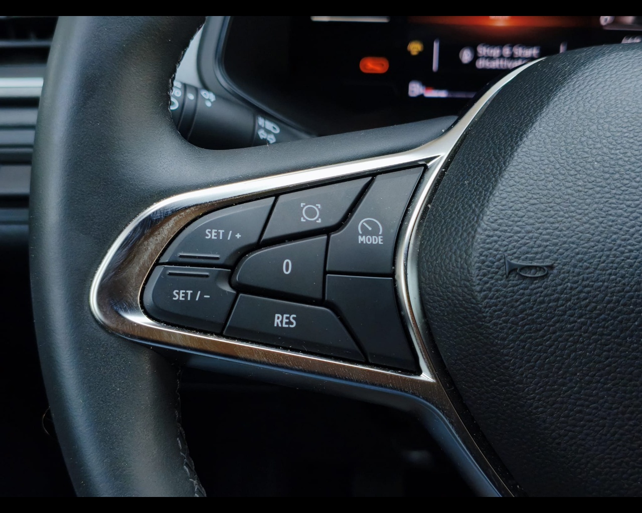 Foto RENAULT Captur 1.0 eco-g Techno 100cv