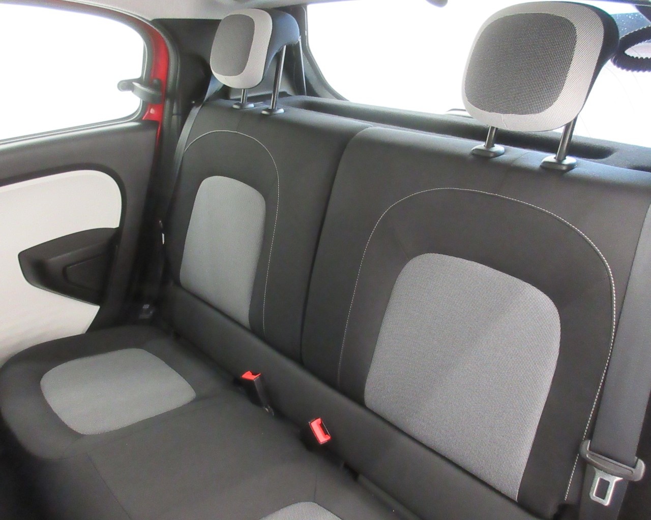 Renault Twingo 1.0 sce Zen 75cv - 12