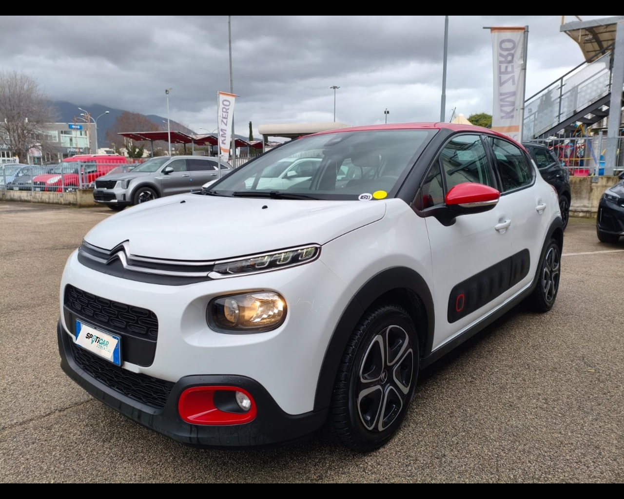 CITROEN C3 1.2 puretech Shine 82cv Usata