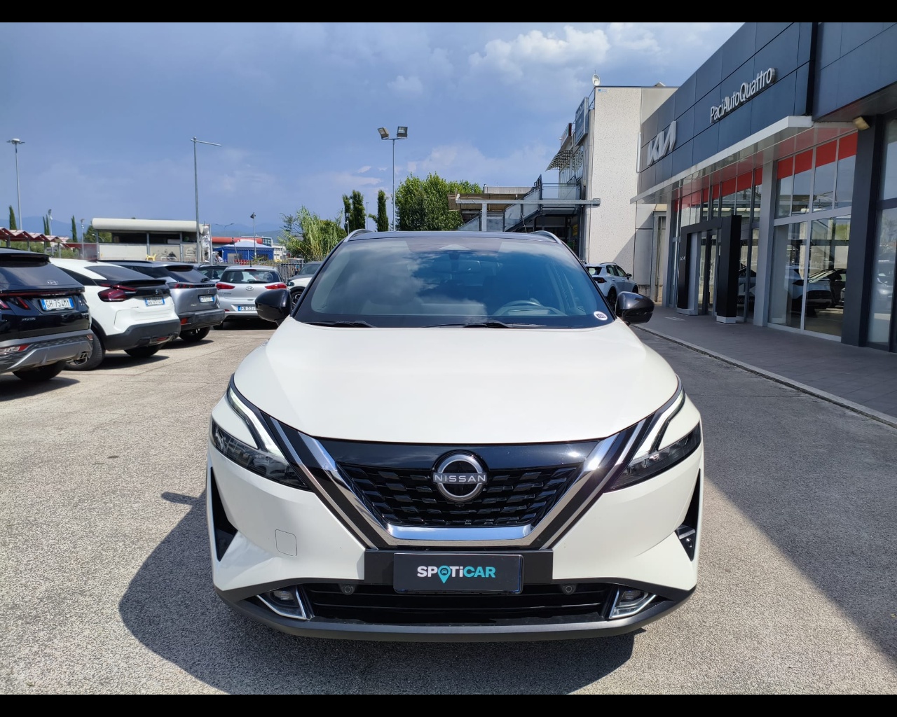 Foto NISSAN Qashqai 1.5 e-power Tekna 2wd