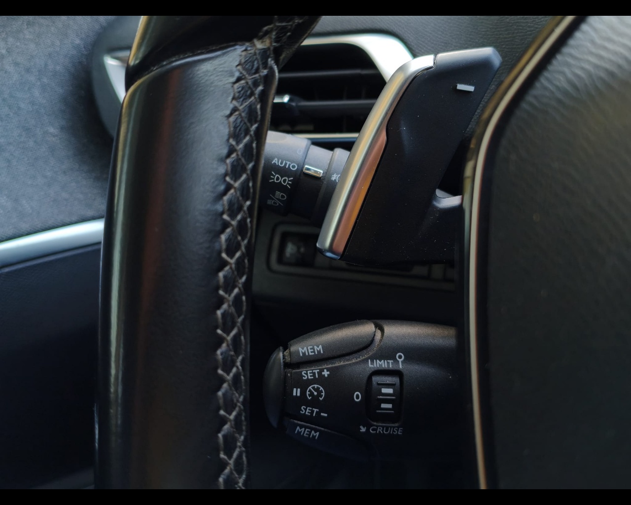 Foto PEUGEOT 3008 1.5 bluehdi Allure s&s 130cv eat8